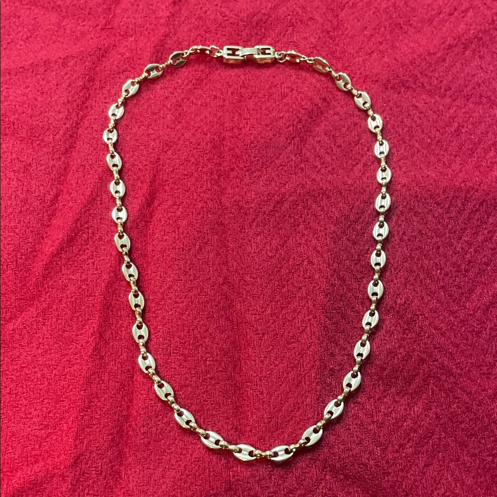 VINTAGE Givenchy NECKLACE EUC Gold - Picture 5 of 13